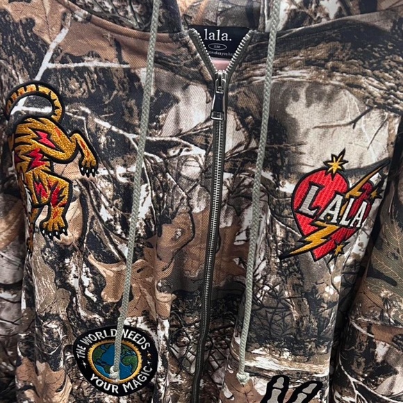 Dressed in lalaCamouflage Patch Zip-Up Hooded Jacket - Brown S/M - Picture 2 of 4